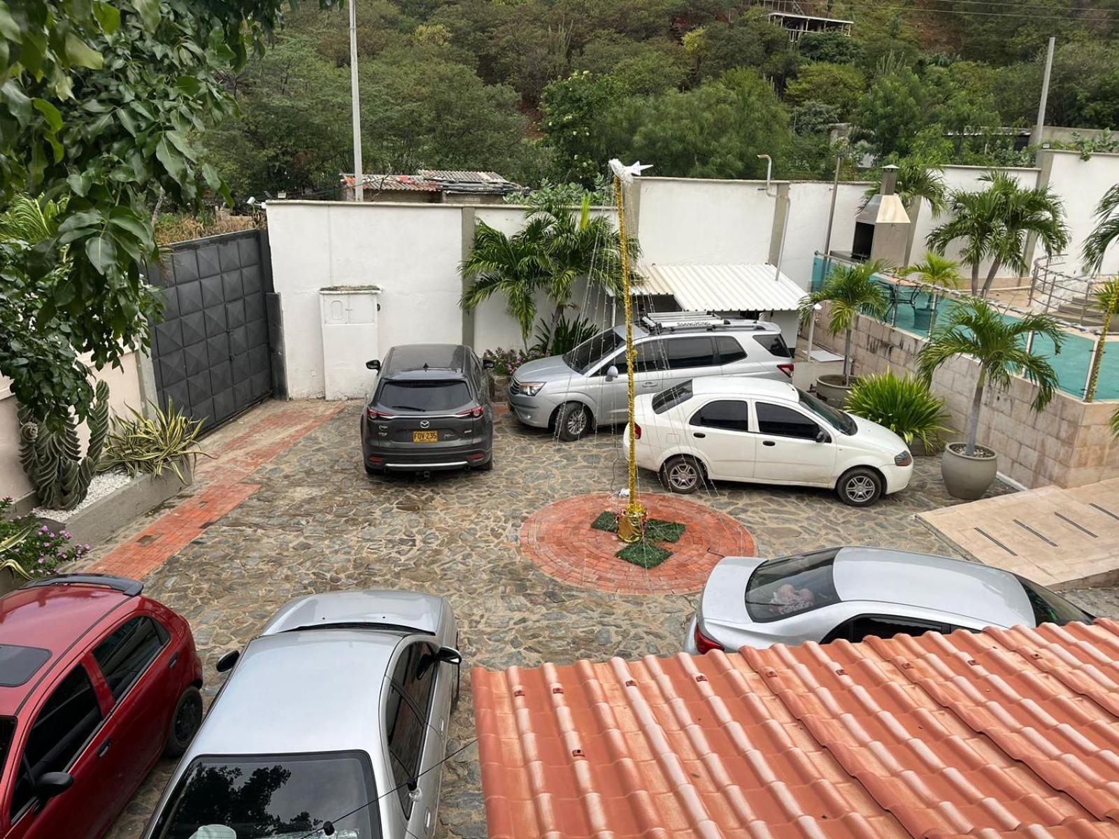 Hotel Kaamu Таганга Екстер'єр фото
